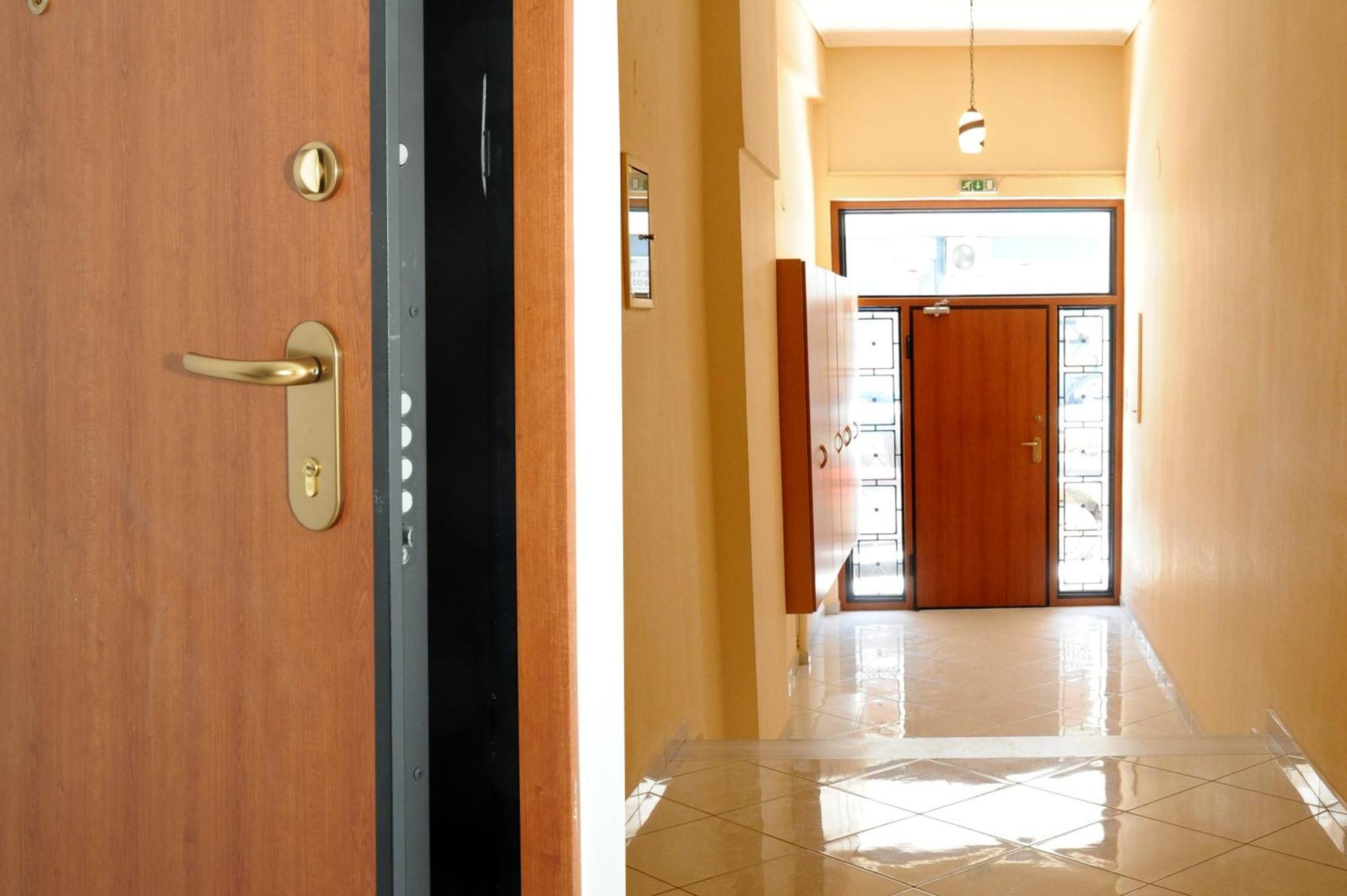 H4 Art Sparta Apartment Bagian luar foto