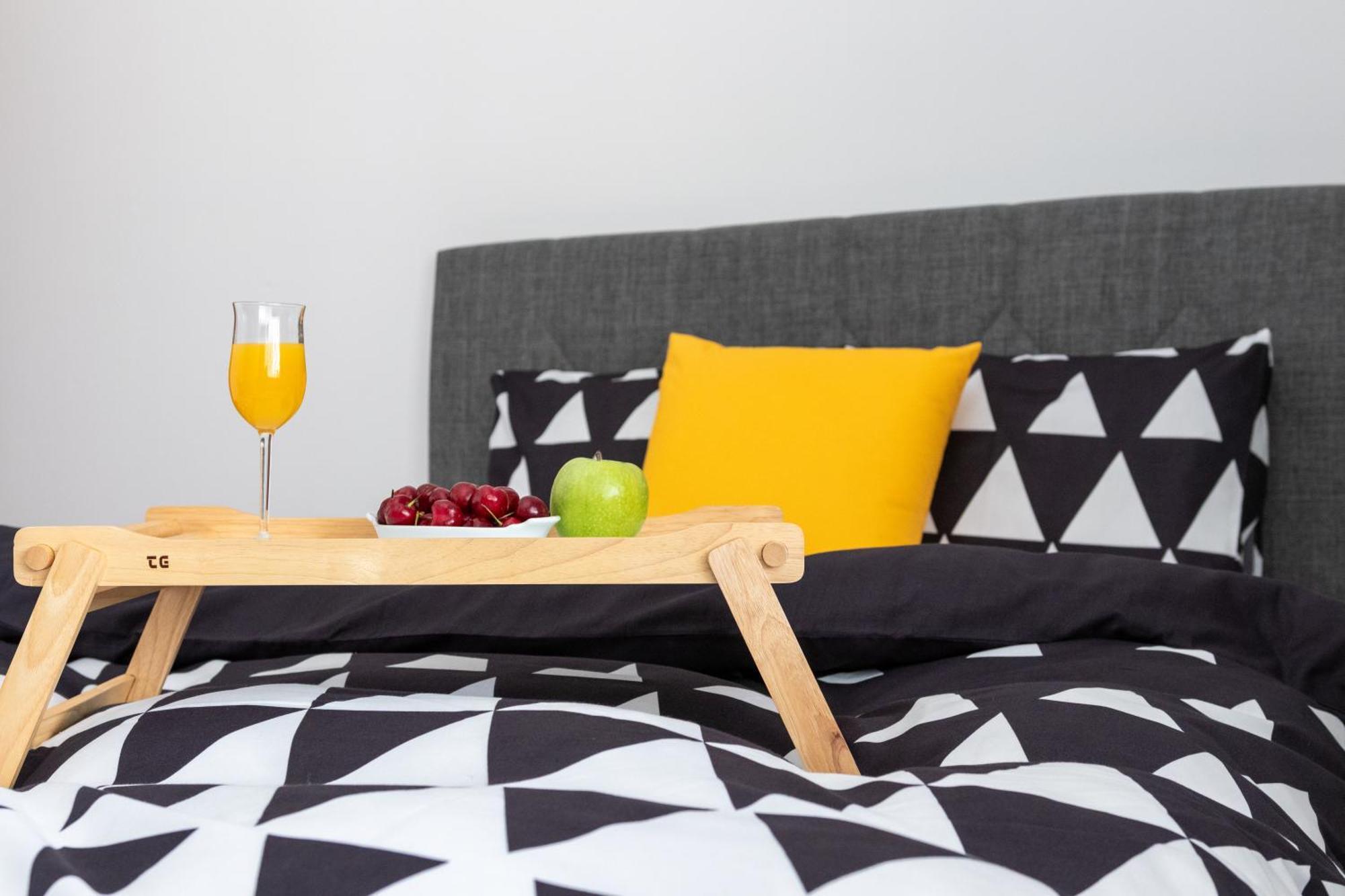 H4 Art Sparta Apartment Bagian luar foto