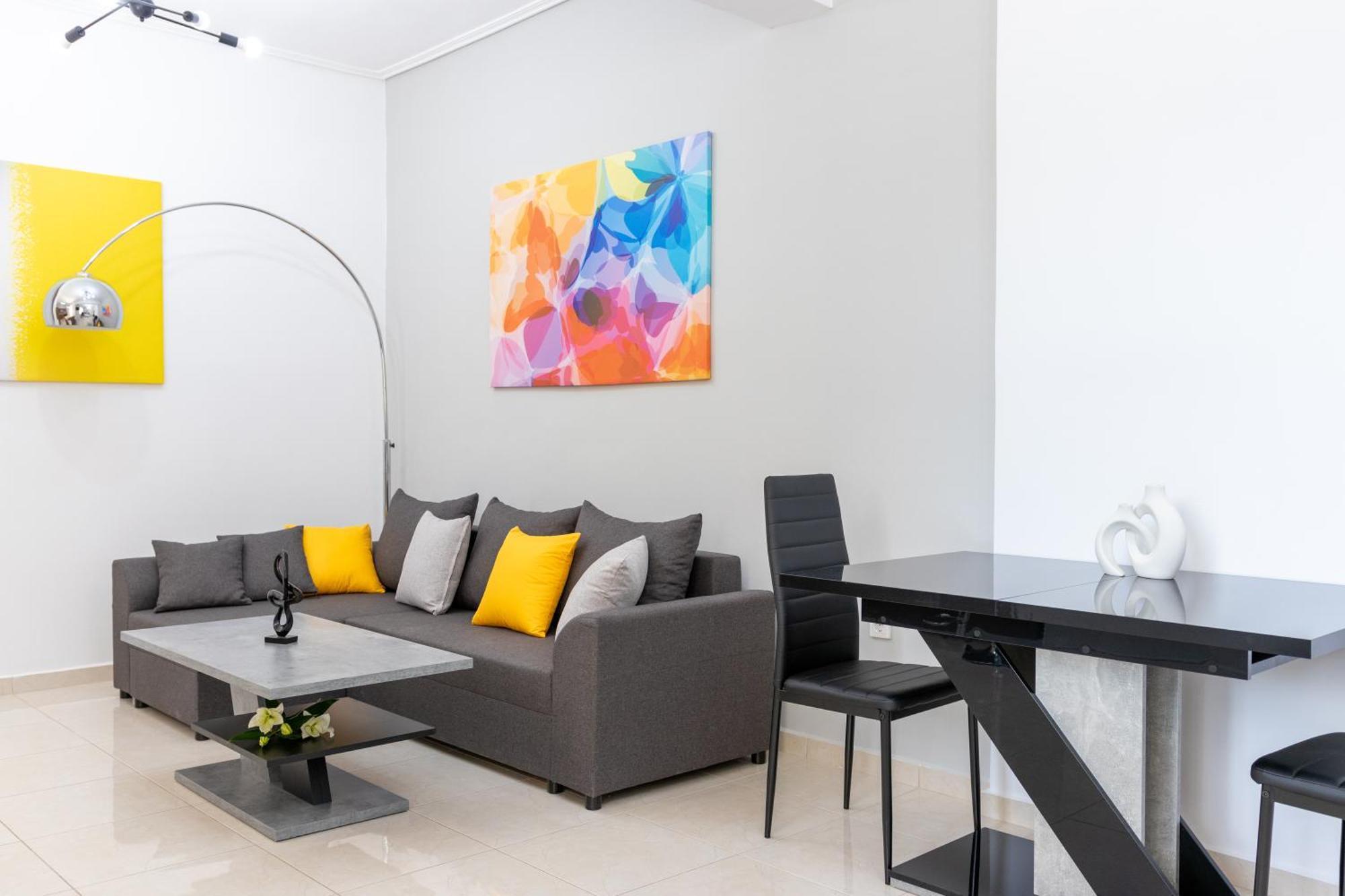 H4 Art Sparta Apartment Bagian luar foto